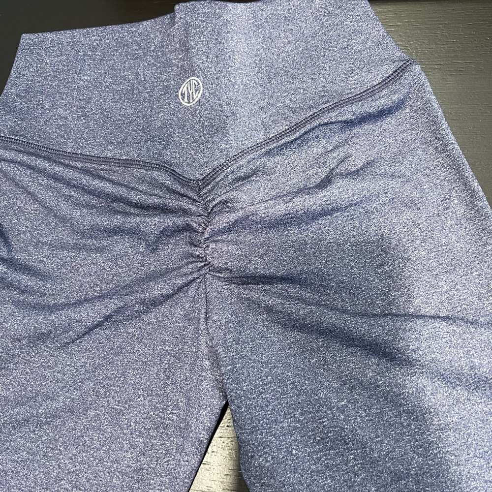 Til You Collapse demin blue scrunch leggings. Size XS. Brand new.